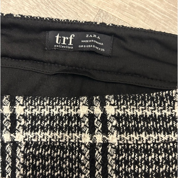 ZARA TRF Collection Size S High Waisted Black and White Tweed Plaid Mini Skirt - Picture 5 of 5